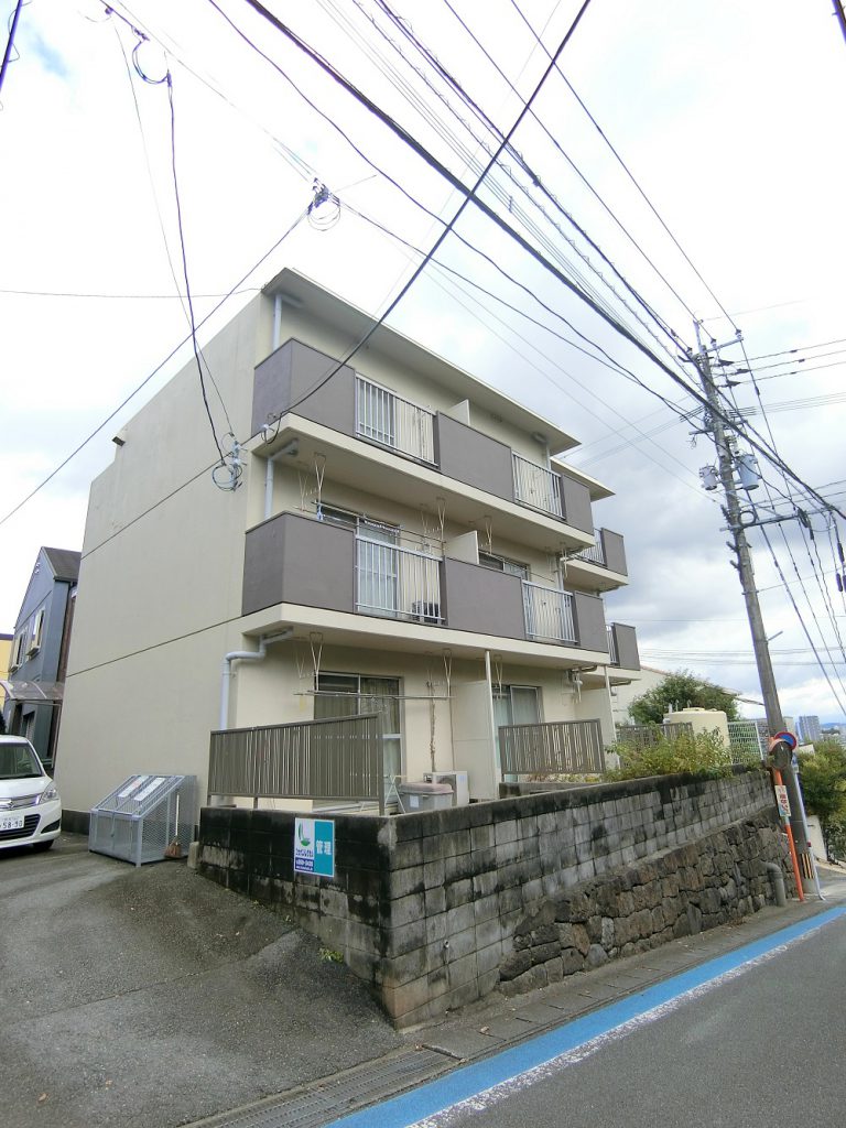 シャトー京町台 ３０１号